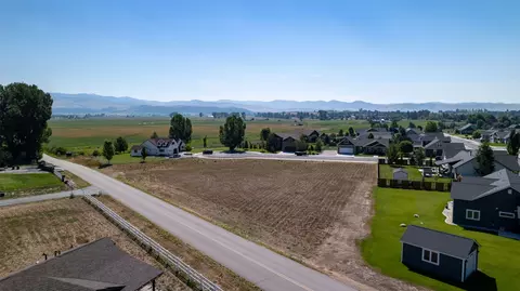 124 Ormonde Ct, Hamilton, MT 59840 photo 6