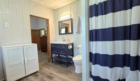Bath - 27 Meyer Ave, Sand Coulee, MT 59472 photo 2 of 2