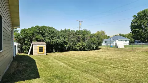 Exterior - 27 Meyer Ave, Sand Coulee, MT 59472 photo 8 of 13