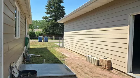 Exterior - 27 Meyer Ave, Sand Coulee, MT 59472 photo 2 of 13