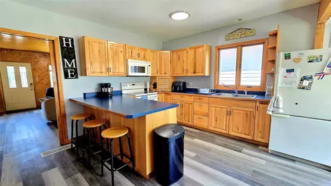 Kitchen - 27 Meyer Ave, Sand Coulee, MT 59472 photo 1 of 4