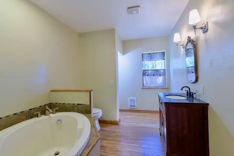 Bath - 217 Redwing Dr, Eureka, MT 59917 photo 2 of 3