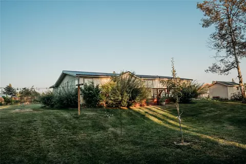 Exterior - 1137 Aspen Ln, Kalispell, MT 59901 photo 5 of 15