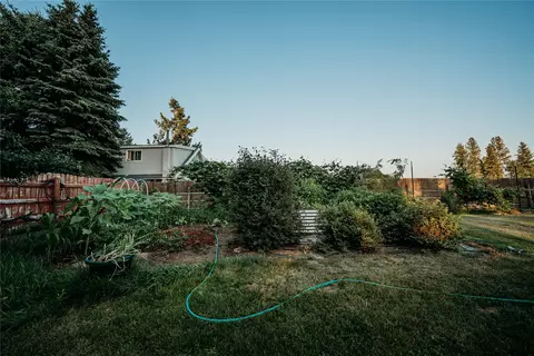 Exterior - 1137 Aspen Ln, Kalispell, MT 59901 photo 3 of 15