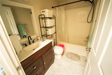 Bath - 1137 Aspen Ln, Kalispell, MT 59901 photo 5 of 9