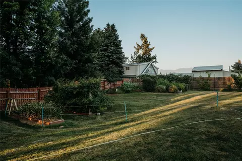Exterior - 1137 Aspen Ln, Kalispell, MT 59901 photo 4 of 15