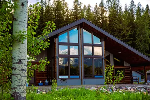 Exterior - 13750 N Fork Rd, Polebridge, MT 59928 photo 20 of 22