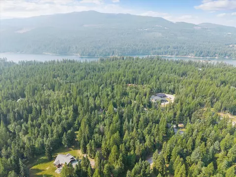 View/Area - 13786 Ridge Loop Rd, Bigfork, MT 59911 photo 6 of 13