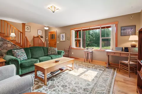 Living - 13786 Ridge Loop Rd, Bigfork, MT 59911 photo 2 of 2