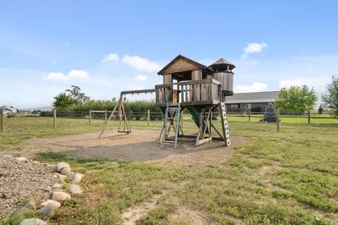 Exterior - 7 Rhett Dr, Townsend, MT 59644 photo 8 of 11