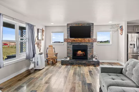 Living - 7 Rhett Dr, Townsend, MT 59644 photo 4 of 4