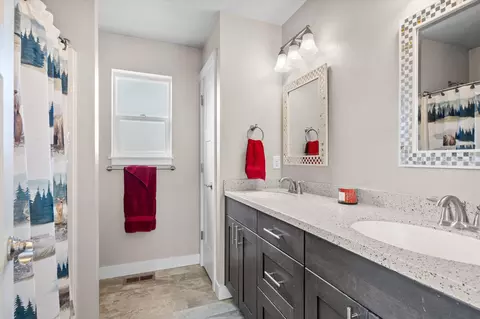 Bath - 7 Rhett Dr, Townsend, MT 59644 photo 1 of 1