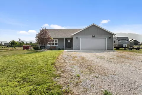 Exterior - 7 Rhett Dr, Townsend, MT 59644 photo 3 of 11