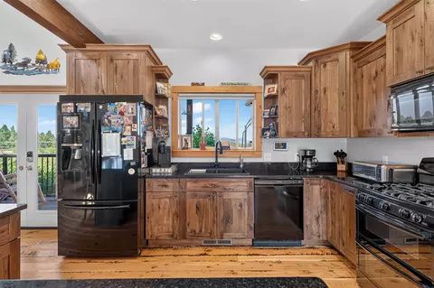 Kitchen - 235 Shady Ln, Clancy, MT 59634 photo 5 of 7