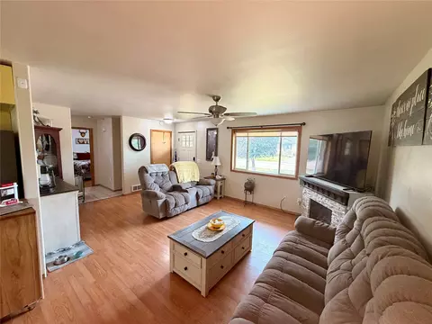 Living - 111 River Pl, Kalispell, MT 59901 photo 3 of 4