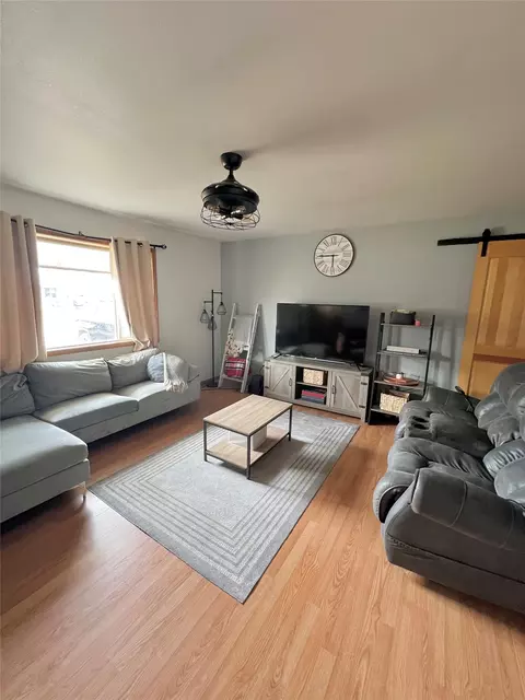 Living - 111 River Pl, Kalispell, MT 59901 photo 1 of 4