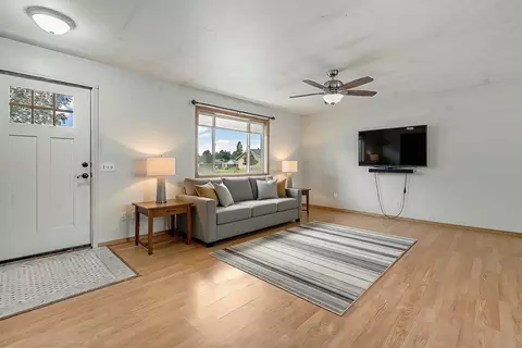 Living - 111 River Pl, Kalispell, MT 59901 photo 5 of 8