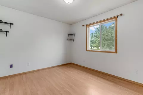 Bedroom - 111 River Pl, Kalispell, MT 59901 photo 8 of 10