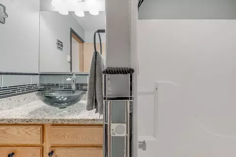 Bath - 111 River Pl, Kalispell, MT 59901 photo 4 of 4