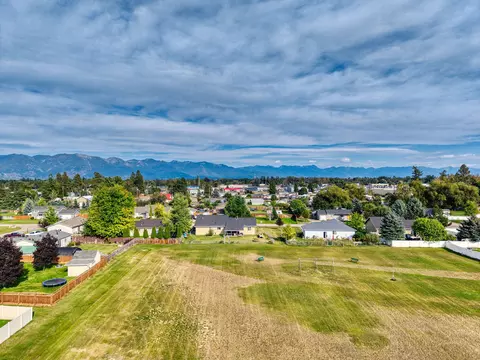 View/Area - 111 River Pl, Kalispell, MT 59901 photo 3 of 8