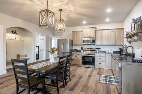 Kitchen - 131 Kyle Ln, Hamilton, MT 59840 photo 12 of 13