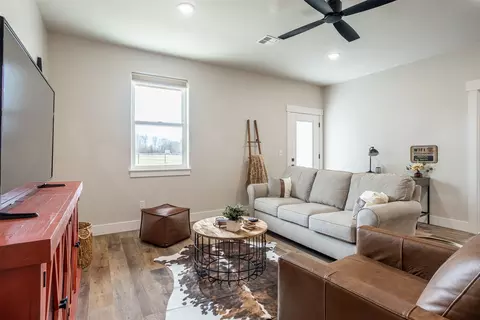 Living - 131 Kyle Ln, Hamilton, MT 59840 photo 11 of 12