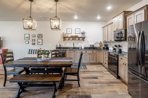 Kitchen - 131 Kyle Ln, Hamilton, MT 59840 photo 2 of 13