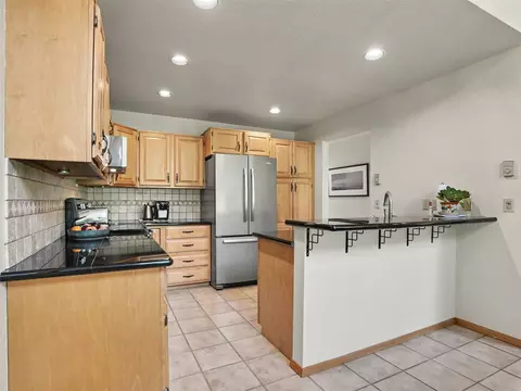 Kitchen - 175 A Eagle Bend Dr, Bigfork, MT 59911 photo 3 of 4