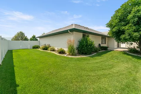Exterior - 1010 Wolf Rd, Helena, MT 59602 photo 4 of 11