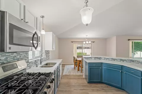 Kitchen - 1010 Wolf Rd, Helena, MT 59602 photo 1 of 4