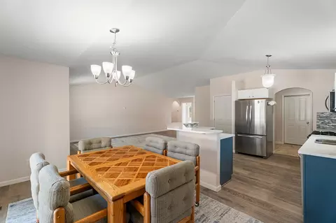 Dining - 1010 Wolf Rd, Helena, MT 59602 photo 1 of 3