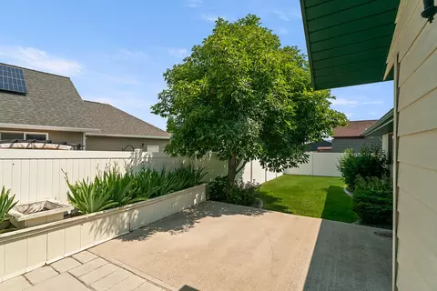 Exterior - 1010 Wolf Rd, Helena, MT 59602 photo 9 of 11