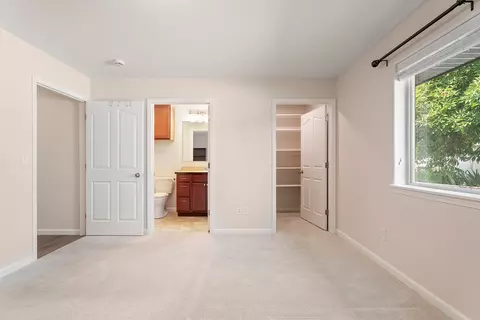 Bedroom - 1010 Wolf Rd, Helena, MT 59602 photo 4 of 5