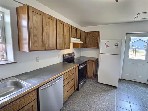 Kitchen - 203 Monroe St S, Boulder, MT 59632 photo 4 of 5