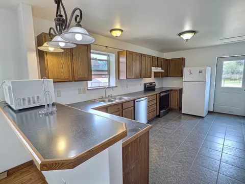 Kitchen - 203 Monroe St S, Boulder, MT 59632 photo 2 of 5