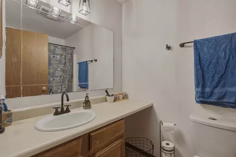 Bath - 19525 E Mullan Rd, Clinton, MT 59825 photo 1 of 2