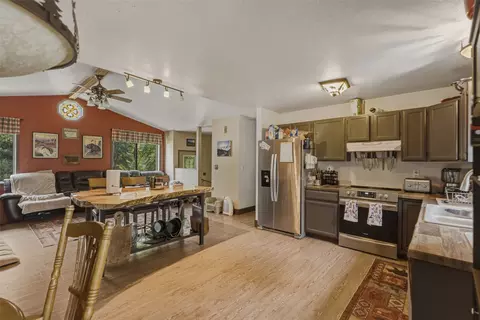 Kitchen - 19525 E Mullan Rd, Clinton, MT 59825 photo 3 of 5