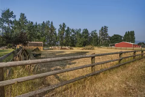 Exterior - 19525 E Mullan Rd, Clinton, MT 59825 photo 10 of 28