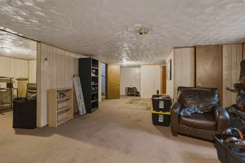Entry Way - 19525 E Mullan Rd, Clinton, MT 59825 photo 2 of 2