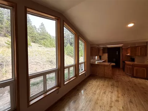 Living - 21 Platt Gulch Rd, Jefferson City, MT 59638 photo 5 of 5
