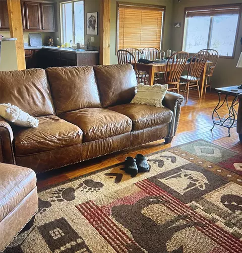 Living - 179 Cooper Dr, Cascade, MT 59421 photo 2 of 3