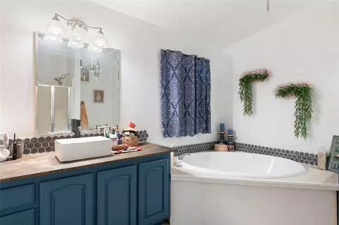 Bath - 32689 Blackhawk Loop, Arlee, MT 59821 photo 1 of 4