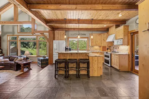 Kitchen - 214 Solomon Mountain Rd, Clancy, MT 59634 photo 2 of 5