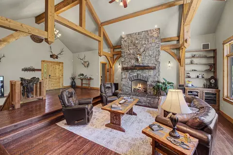 Living - 214 Solomon Mountain Rd, Clancy, MT 59634 photo 3 of 5