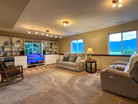 Living - 285 Swan River Rd, Bigfork, MT 59911 photo 2 of 4