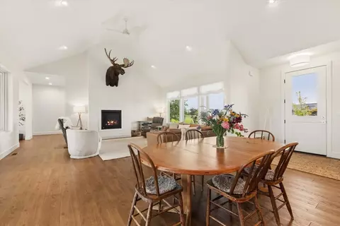 Dining - 355 Jefferson St, Kalispell, MT 59901 photo 3 of 3