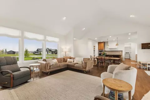 Living - 355 Jefferson St, Kalispell, MT 59901 photo 2 of 4