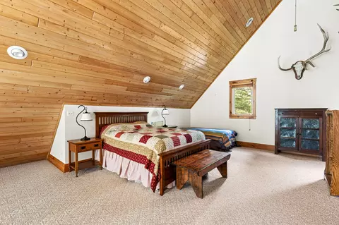 Bedroom - 29 Pine Tree Ln, Monarch, MT 59463 photo 6 of 8