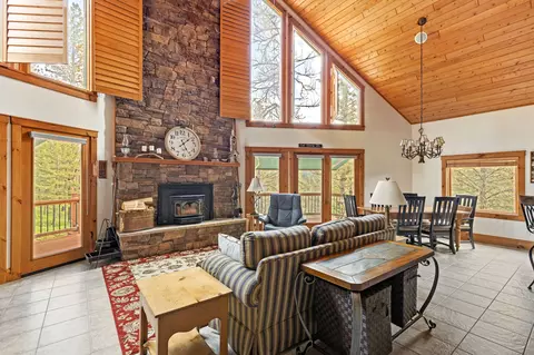 Living - 29 Pine Tree Ln, Monarch, MT 59463 photo 3 of 6