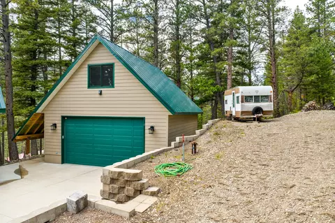 Exterior - 29 Pine Tree Ln, Monarch, MT 59463 photo 9 of 12